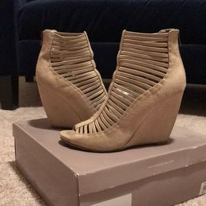 Pre-Owned Baker’s Sandals